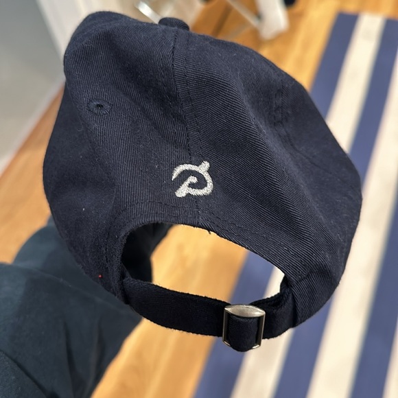 Peloton hat - Picture 4 of 4